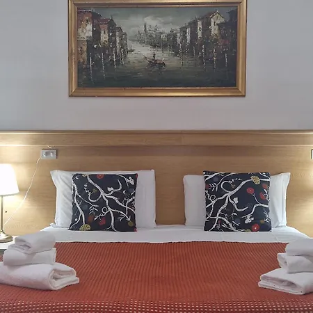 Hotel Tito-2